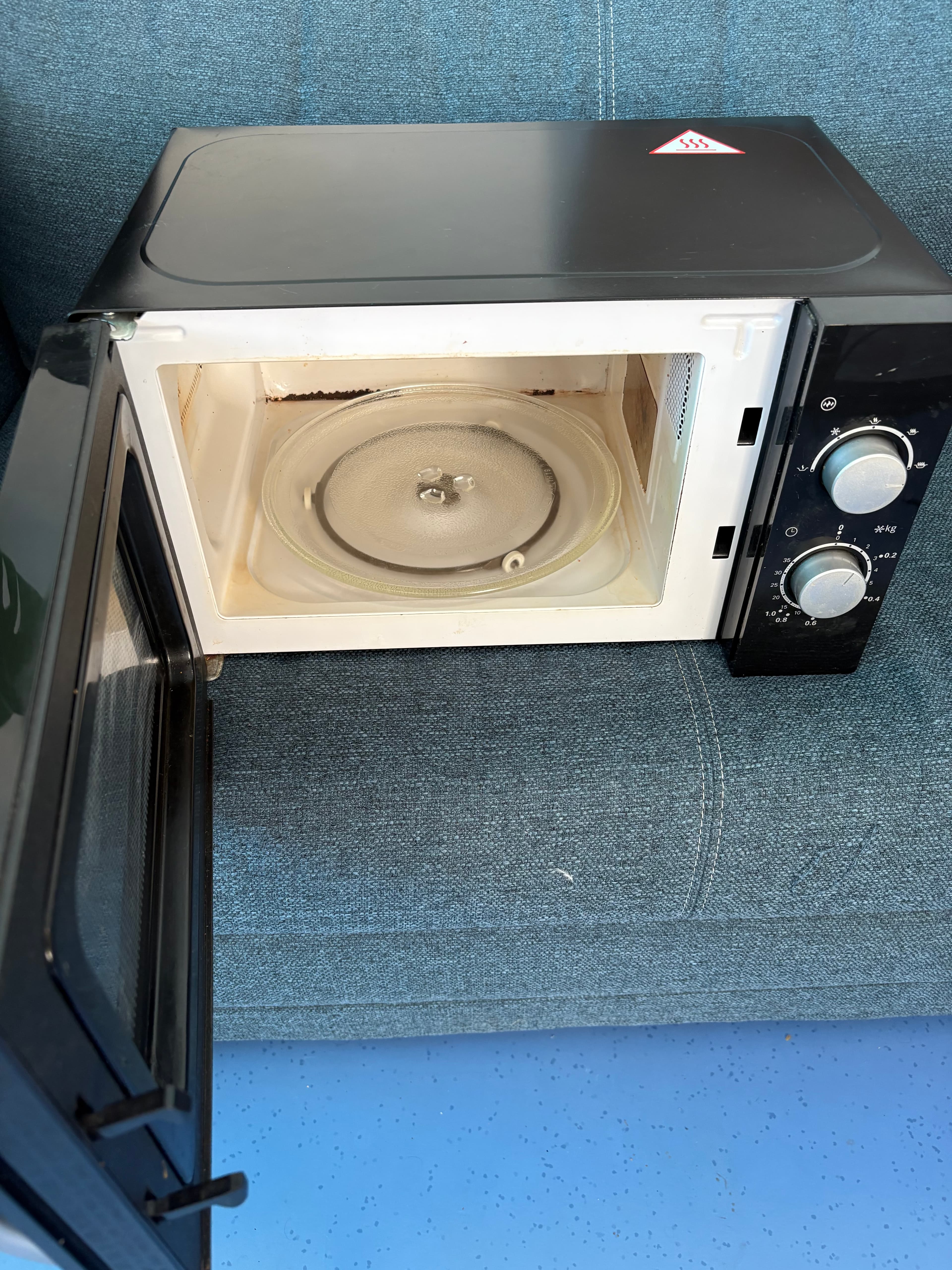 Microwave - Image 2