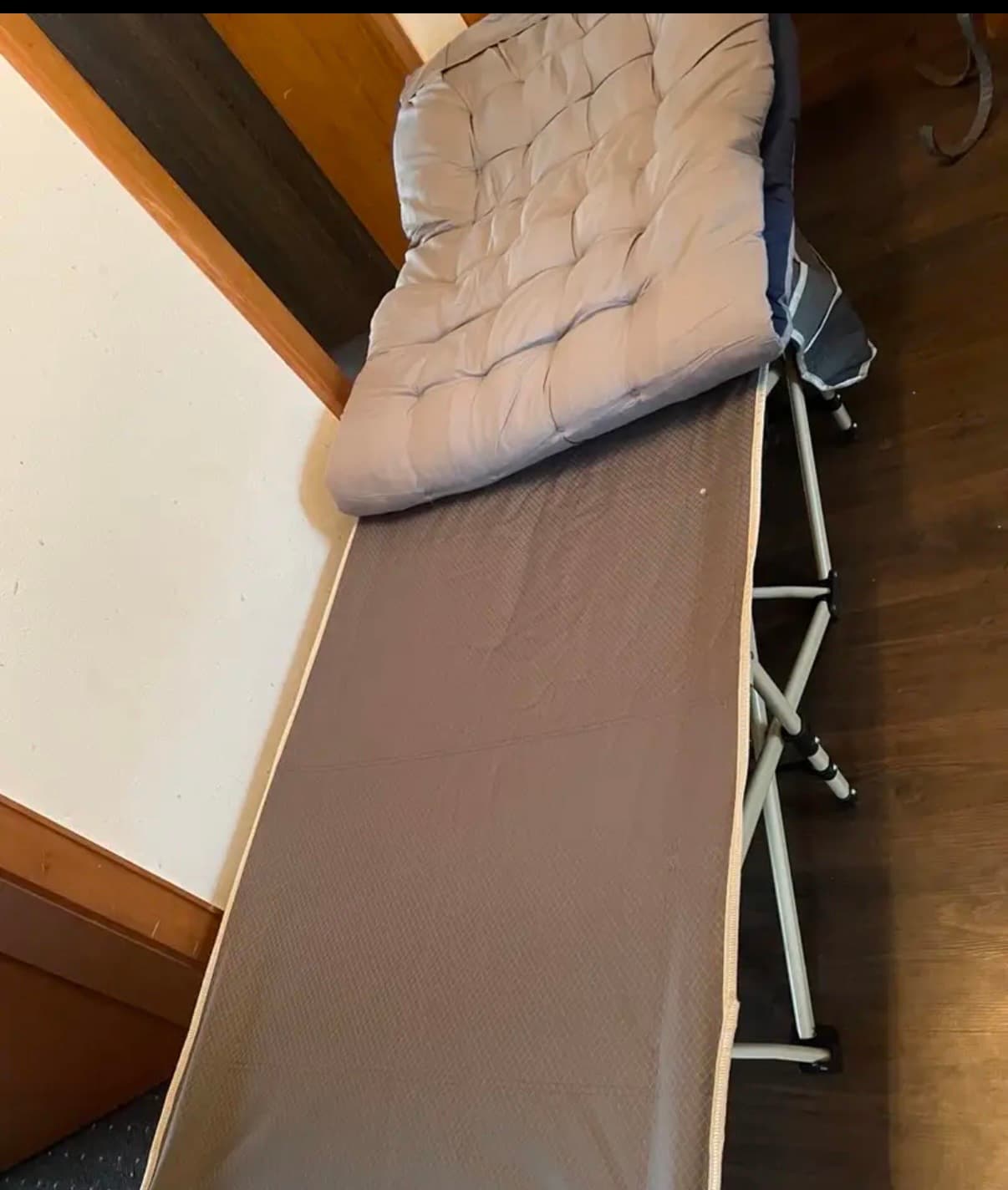 Foldable bed  - Image 2