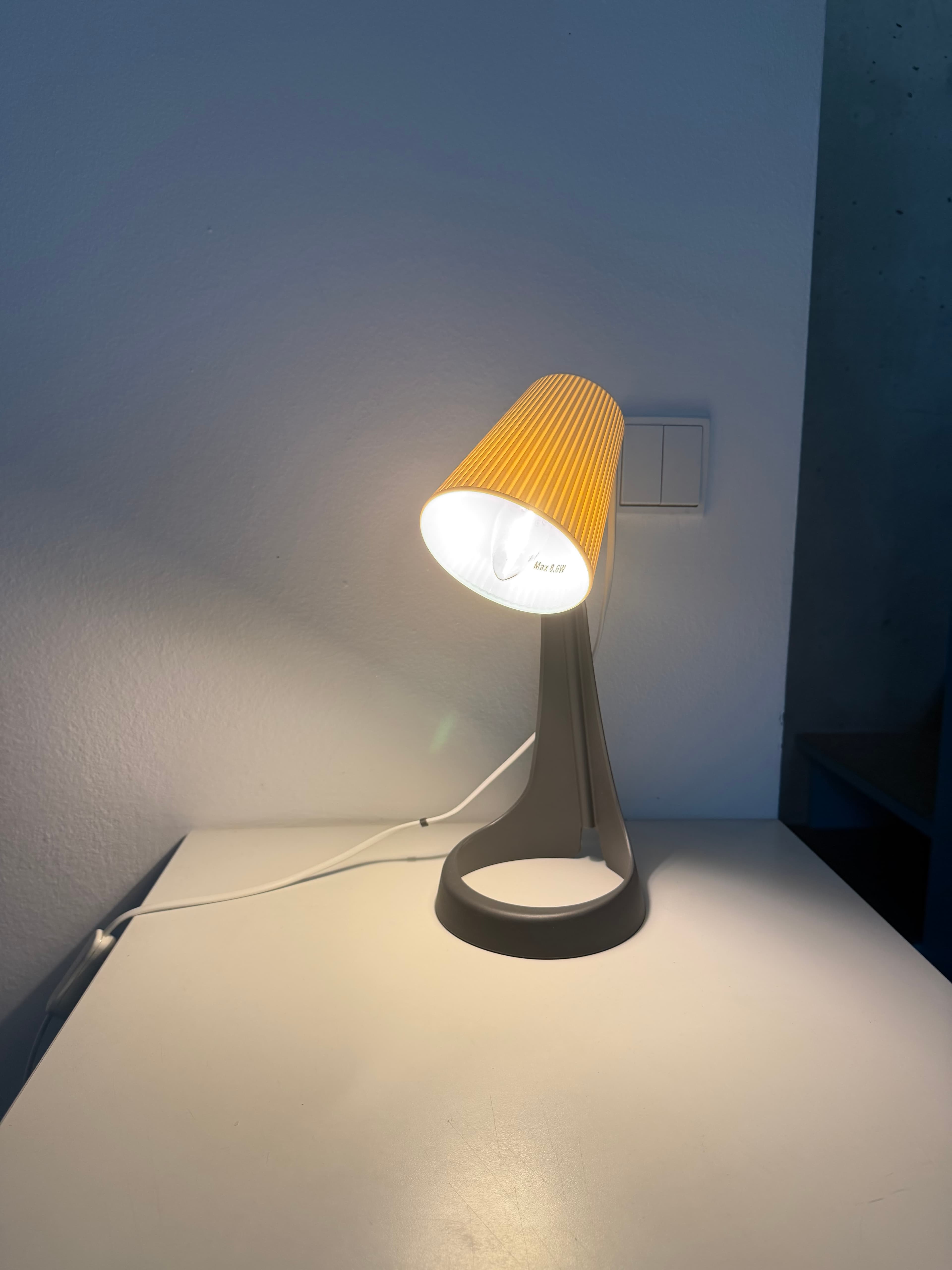 Tabletop light