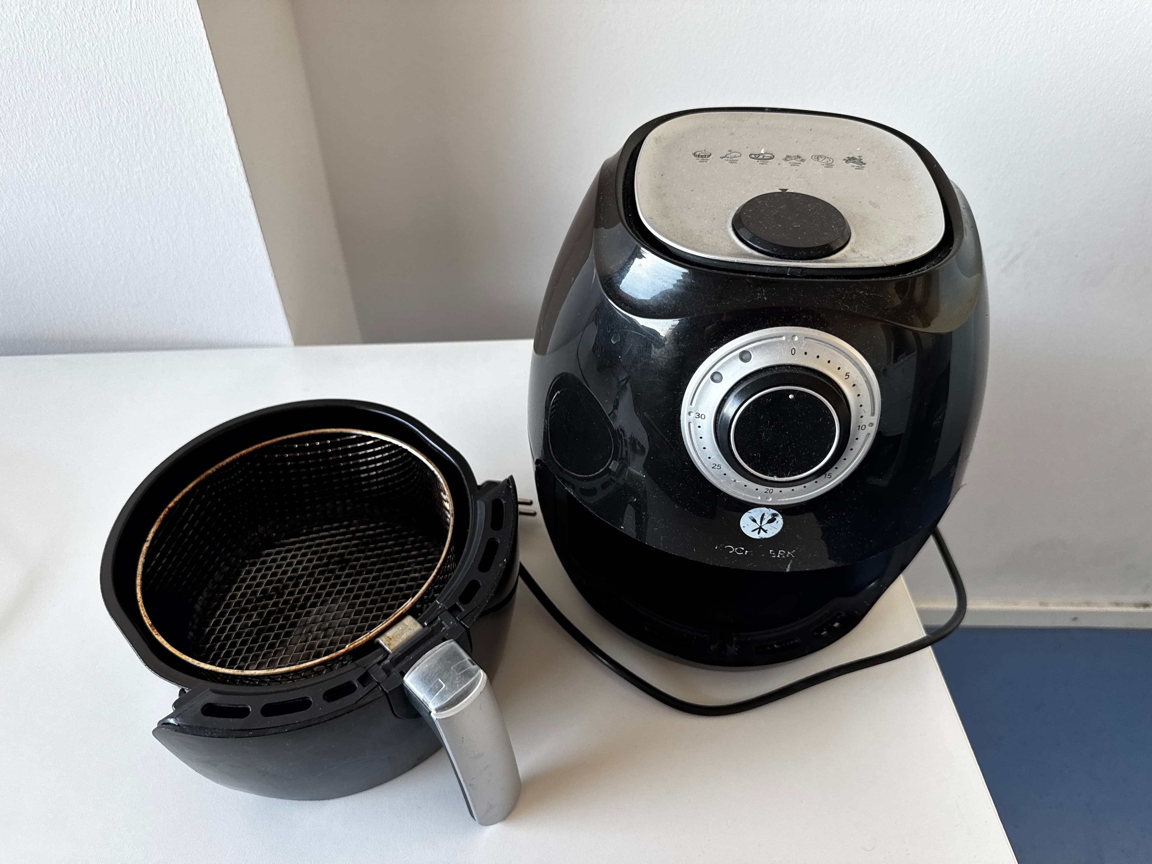 Air fryer - Image 2