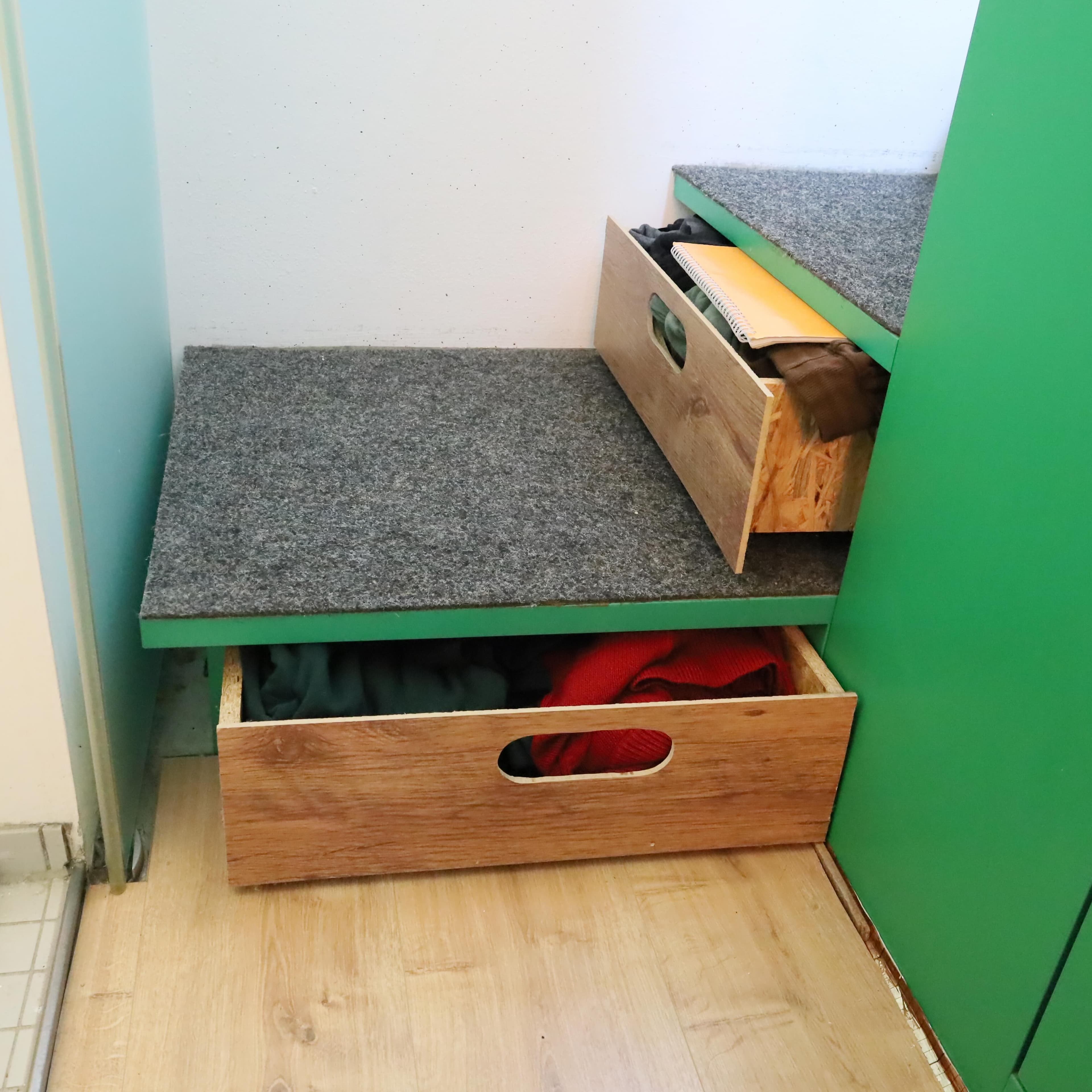 Schublade | Stairwell Drawer (Olydorf Bungalow)