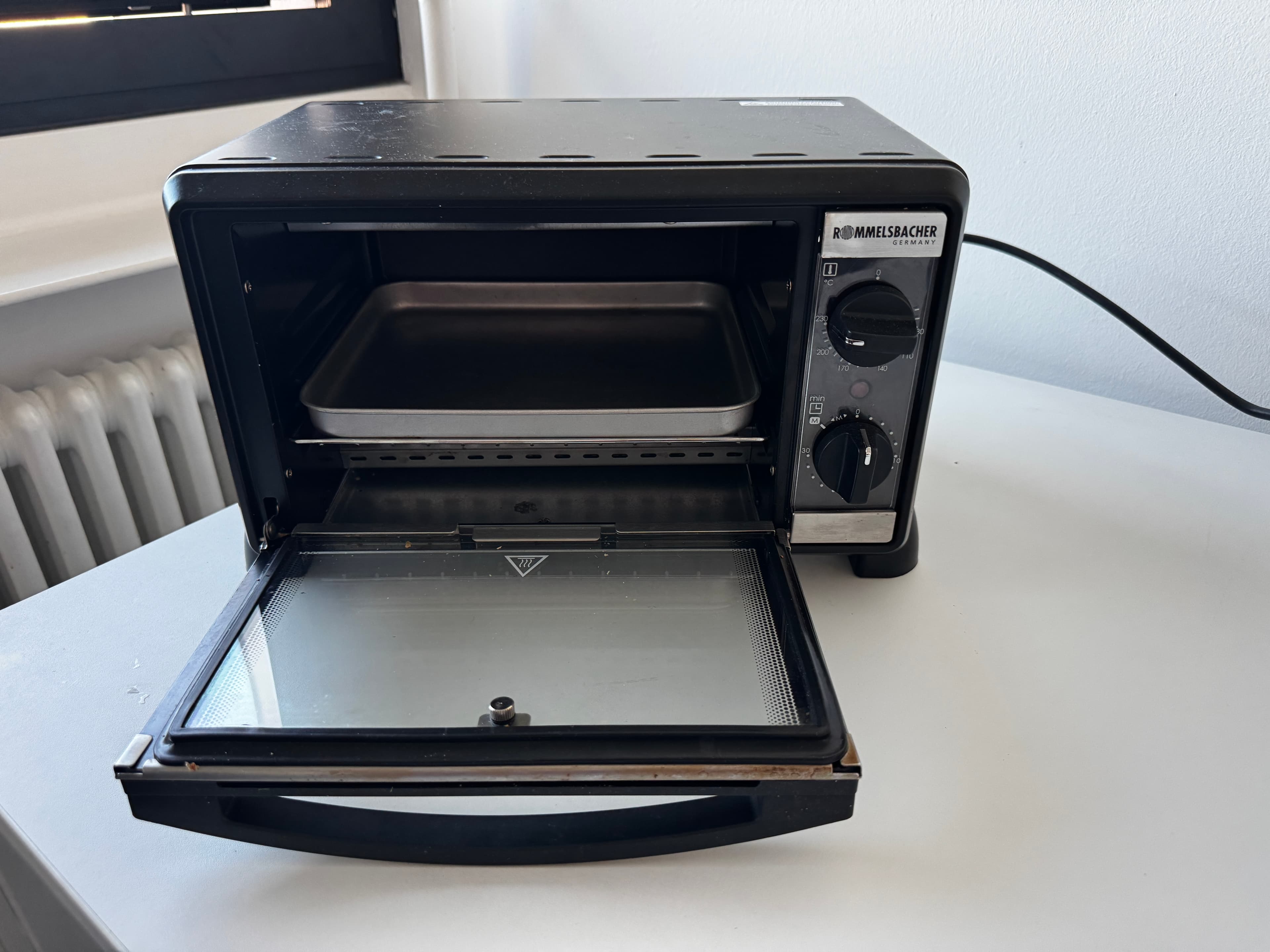 Barely used mini oven